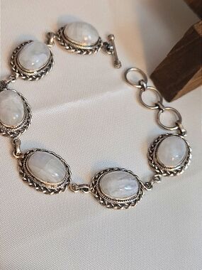 Sterling Silver Moonstone Oval Link Bracelet - White